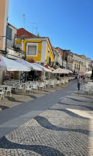 Esplanada do Restaurante A Toca em Cacilhas
